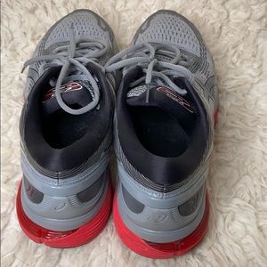 Running shoes
